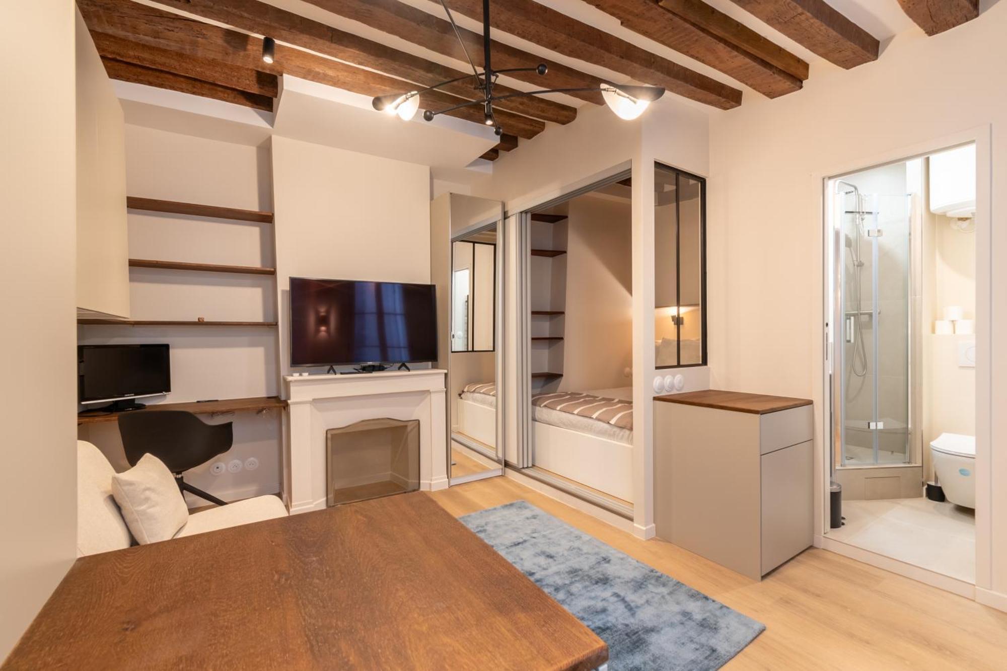 Appartement Charmant Studio Refait A Neuf Marais *